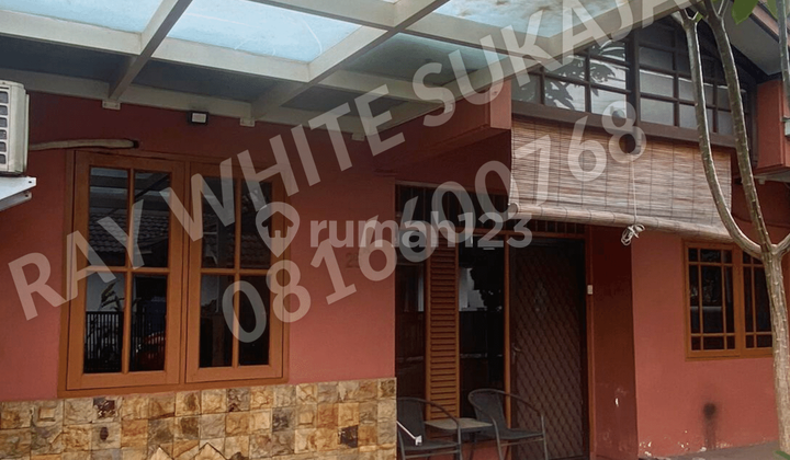 HOUSE IN MARGAWANGI, BUAH BATU