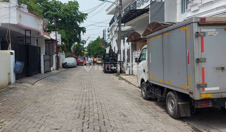 Rumah siap huni 2.5 lt dekat gerbang komplek di Sunter Danau Indah 2