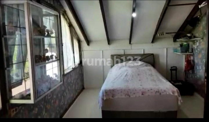Dijual VILLA UNIK Asri FULL KAYU DI GRAHA PUSPA LEMBANG BANDUNG 2