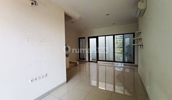 Rumah View Taman Cluster Cynthia Di Summarecon Bandung 2