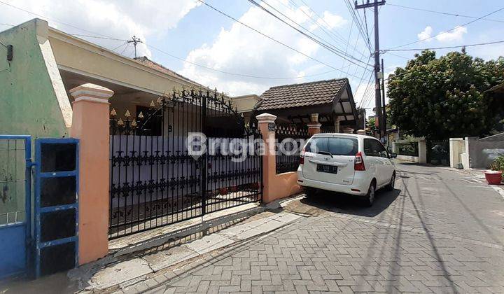 RUMAH KOS AKTIF KUTISARI HARGA MURAH DEKAT UK PETRA SIWALANKERTO 1