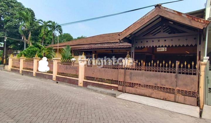 RUMAH TUA KEBUN JERUK 1 LANTAI ROW 2 MOBIL ( FS ) 1