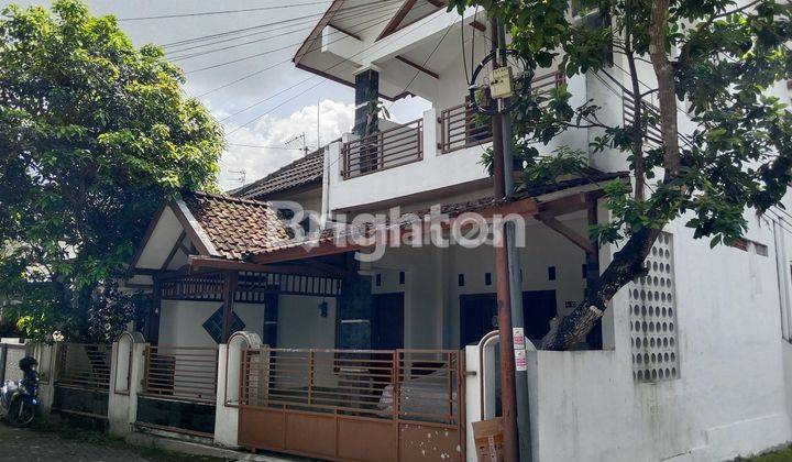 RUMAH  DALAM PERUMAHAN FORTUNA, JALAN KALIURANG KM 9 JOGJA 2