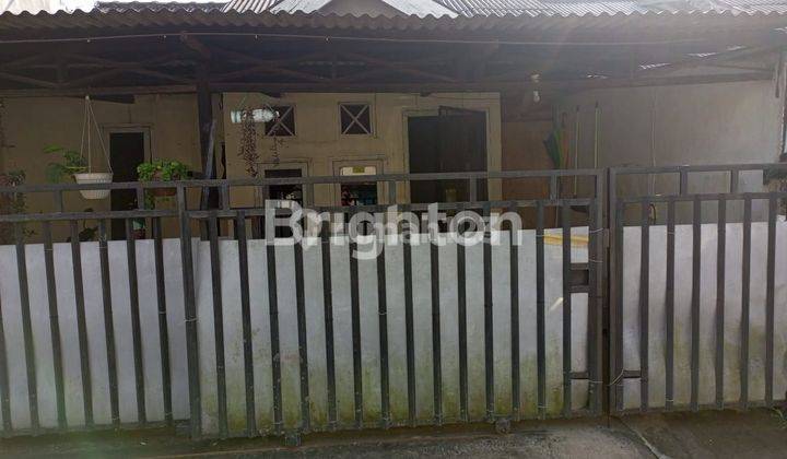 Rumah  lokasi ramai, cocok buat hunian, harga murah, dekatSdSMP 21SMA  7SMA Pusri pasar yada 1