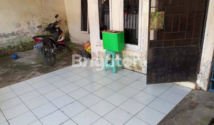 Rumah  lokasi ramai, cocok buat hunian, harga murah, dekatSdSMP 21SMA  7SMA Pusri pasar yada 2