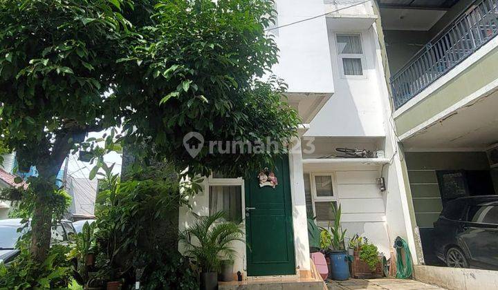 Rumah Hook Minimalis Dalam Cluster dengan Hunian Nyaman @Cirendeu, Ciputat 1