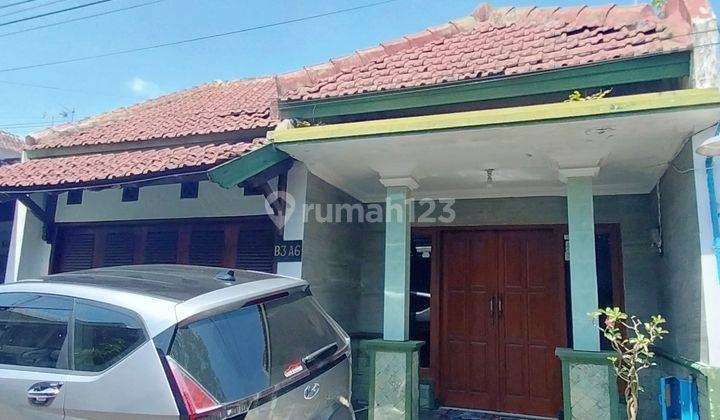 CEPAT RUMAH 2 LANTAI CANTIK & BAGUS SIAP HUNI HARGA TERJANGKAU 1