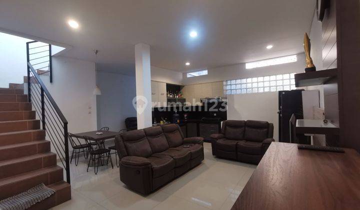 Dijual RUMAH CANTIK FULL FURNISHED DI TAMAN KOPO INDAH II BANDUNG 1