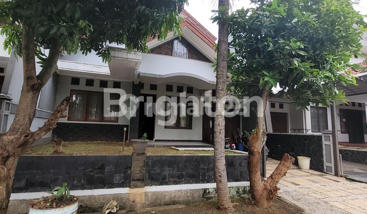 Ready-to-Live House Inside the Cluster