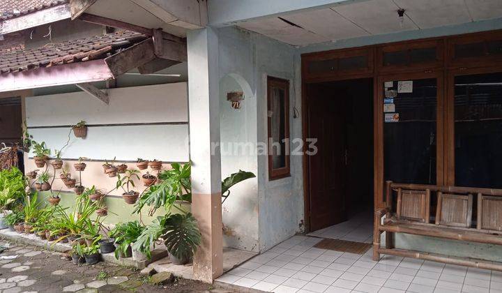 Rumah Tinggal 7 Kamar Lokasi Dekat Terminal Giwangan 1