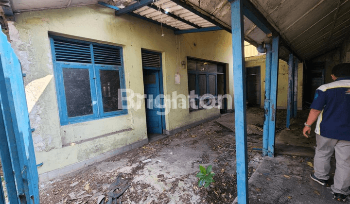 Rumah kantor dan gudang di kawasan mainroad Banyumanik - Semarang 2