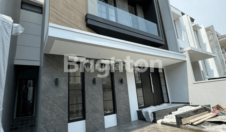 RUMAH MINIMALIS LUXURY SURABAYA TIMUR DEKAT PAKUWON CITY MALL 2