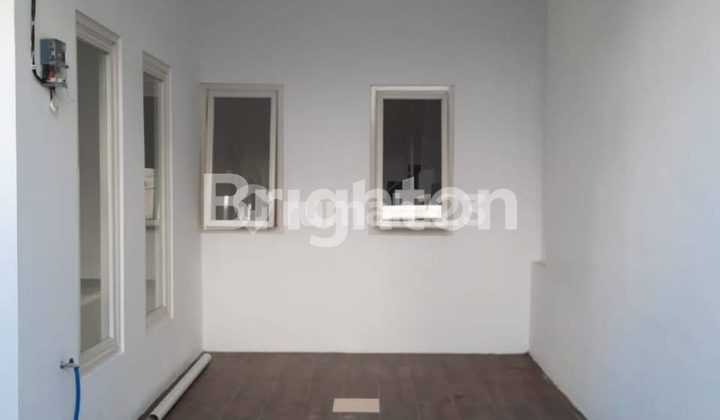 DE ALAMUDA, RUMAH FULL RENOV, ROW JALAN 2 MBL, HADAP TIMUR