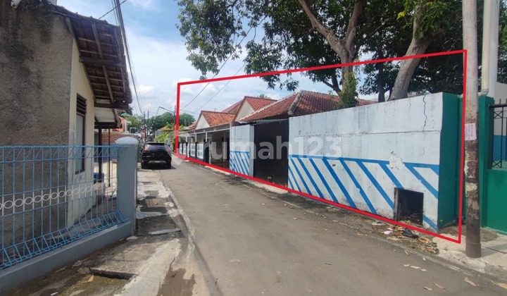 Rumah Dengan Banyak Kamar Di Gg Anggrek