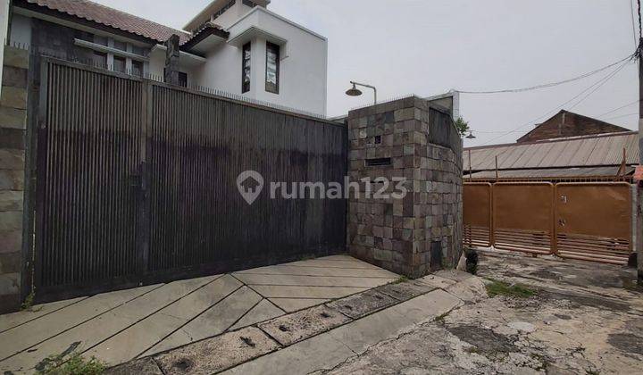 Rumah 2 Lantai Di Daerah Kedoya Selatan Jakarta Barat 2