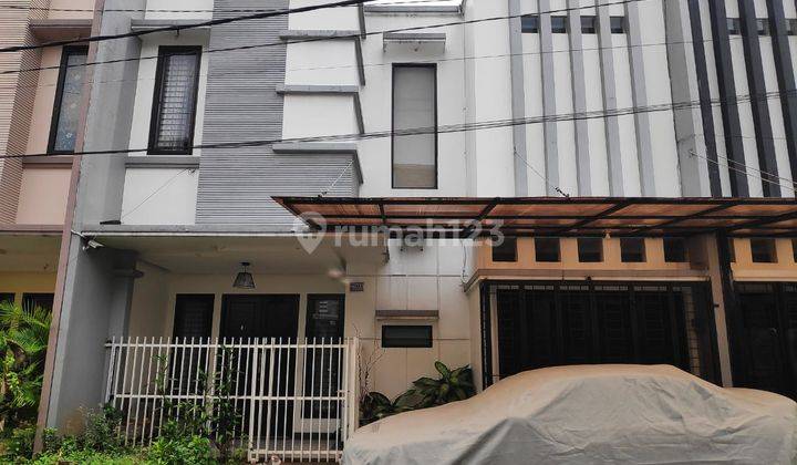 Rumah Siap Huni Dalam Kompleks Townhouse Samali Pasar Minggu 1