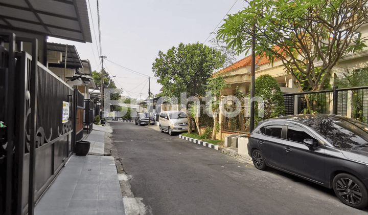 / RUMAH SIAP HUNI DARMO BARU TIMUR 2