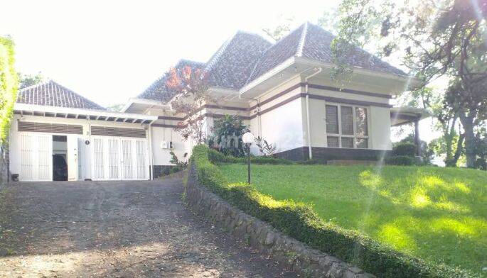 Rumah Bagus Di  Jln Cipaganti Kota  Bandung 2