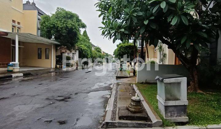 RUMAH MINIMALIS MODERN 2LANTAI DI KAWASAN ELITE KOTA SOLO DEKAT UMS DEKAT EXIT TOL CLUSTER ONE GATE FULL FURNISHED SIAP HUNI 2