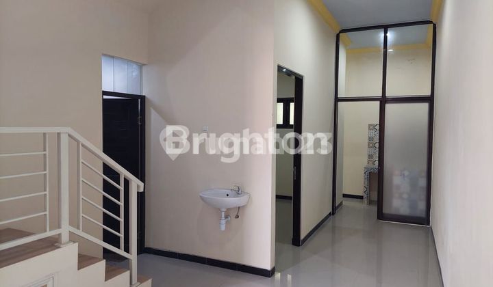 RUMAH 2LT MINIMALIS BARU GRESS LEBAK REJO DEKAT RAYA KENJERAN , BABATAN PANTAI