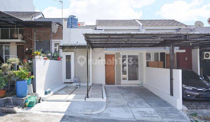 Rumah Minimalis Semi Furnished 5 Menit Ke Stasiun Depok Siap Kpr J19064 1