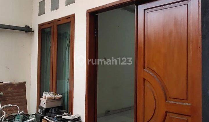 Rumah Dengan Letak Strategis Di Utan Kayu Jakarta Timur 1