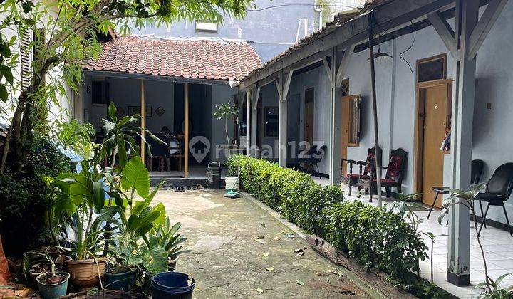 RUMAH TUA AREA SAYAP WASTUKENCANA 1