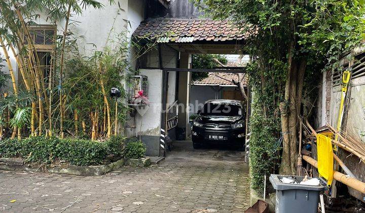 RUMAH TUA AREA SAYAP WASTUKENCANA 2