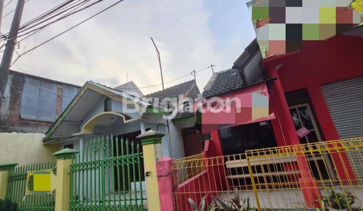 Di  Rumah Griyo Trisno Asri , Mojoagung , Jombang , akses jalan Pare-Kediri-Wonosalam , Dekat Jalan Tol Jombang , 1 km dari kawasan industri 1