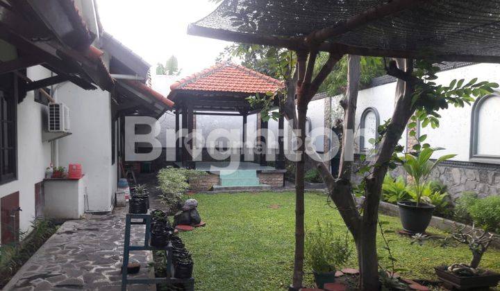 SIAP HUNI Rumah Rungkut Asri Timur, Hook, Terawat, Row Jalan 2mbl 2