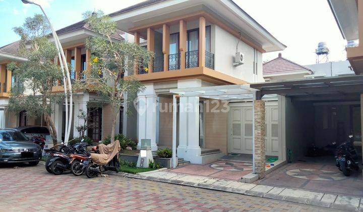 Rumah + Furniture Dengan Kolam renang Dekat Kampus UGM, Di Vasana Residence 1