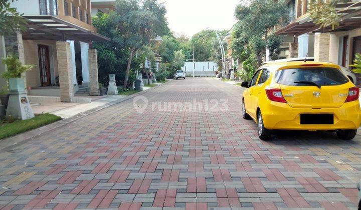 Rumah + Furniture Dengan Kolam renang Dekat Kampus UGM, Di Vasana Residence 2