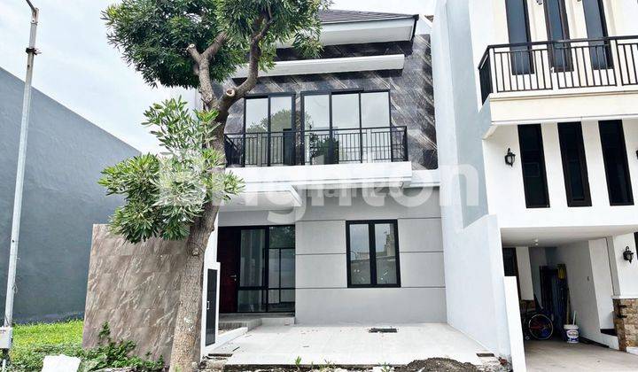 NEW Rumah Taman Mutiara Pakuwon City, Minimalis, Row Jalan Lebar 1