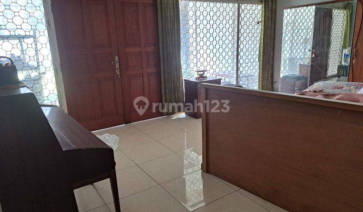 Rumah Asri Dan Strategis Pinggir Jalan Utama Di Kayu Putih S7147 2