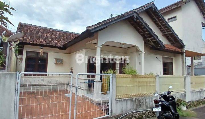 Rumah Hook 2 Lantai Jimbaran Lokasi Strategis Pinggir Jalan 2