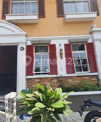 Townhouse di Taman Ayu Lippo Karawaci Tangerang 1