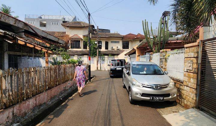 Lokasi Strategis Di Jakarta Timur, Rumah Di  Dekat Ke Halim 2