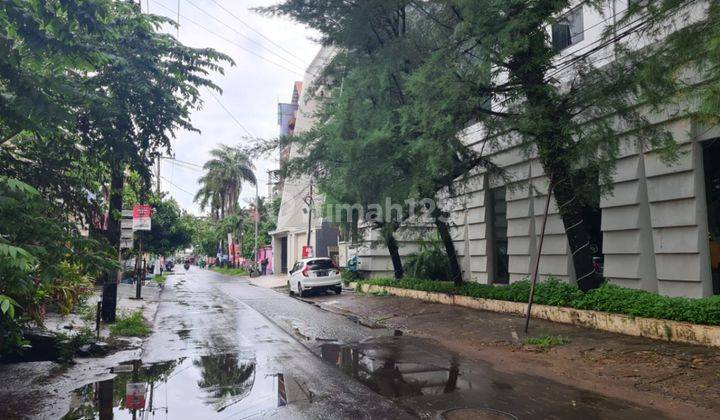 Rumah Strategis Area Pantai Losari Jalan Yosep Latumahina 2