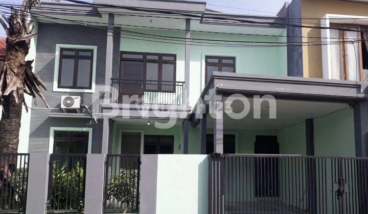 TERAWAT Rumah Medokan Asri Utara, 2 Lantai, Row Jalan Lebar 1