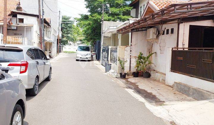 Rumah Bagus Di Danau Bekuan Bendungan Hilir DKI Jakarta 2