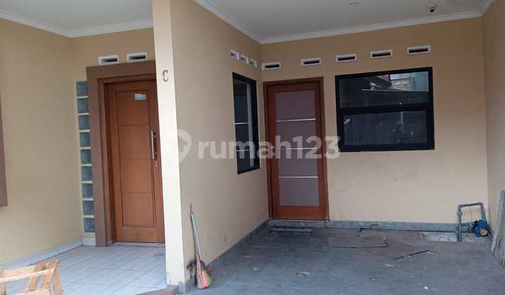 Rumah Siap Huni Cijerokaso Gegerkalong Bandung Utara Jarang Ada (cocok untuk Hunian atau Kantor) 2