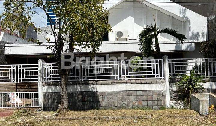 RUMAH 1,5 LANTAI DI KAWASAN ELITE SURABAYA TIMUR, STRATEGIS SELANGKAH KE GALAXY MALL MERR PAKUWON CITY KERTAJAYA INDAH UNAIR KAMPUS C ITS 1