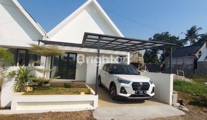 RUMAH SIAP HUNI ESTETIK CANTIK DEKAT STASIUN 1