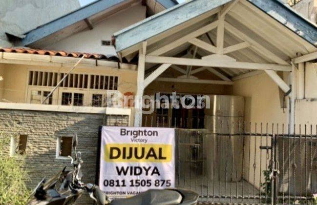 Rumah di Jalan Pulo Asem Utara 1