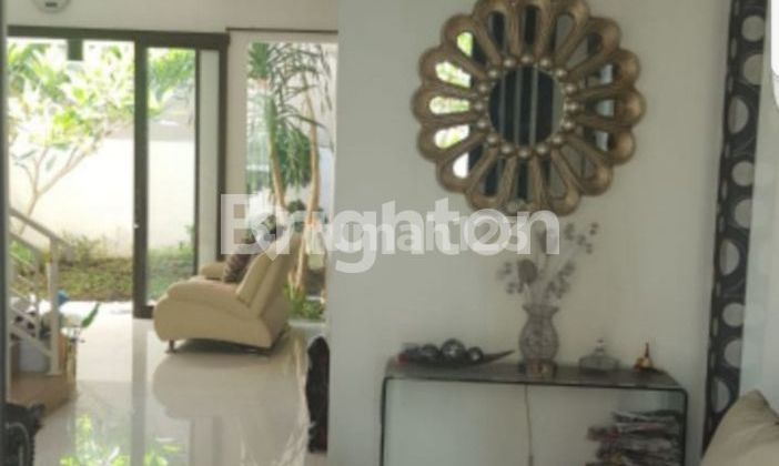 RUMAH 2 LT DI PANTAI MENTARI SURABAYA 2