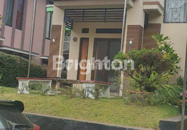 RUMAH CANTIK FULLY FURNISHED DI KOTA BATU 1