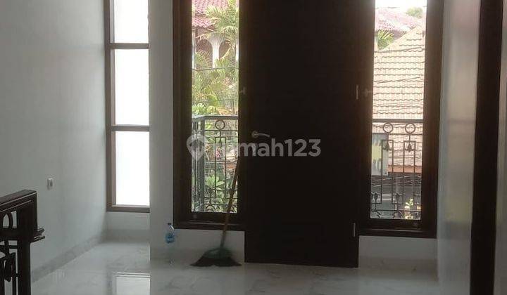 Rumah Baru Minimalis 2 Lantai Di Pondok Bambu 2