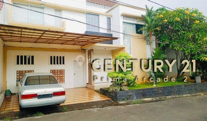 Rumah Cantik Luas 240 Di Bukit Jatibening Town House Cw12322 1