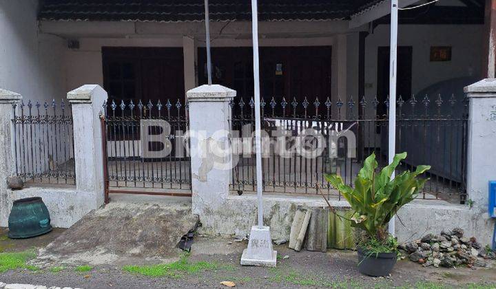 RUMAH STRATEGIS SATU LANTAI DI PERUMAHAN GRIYA SHANTA 1