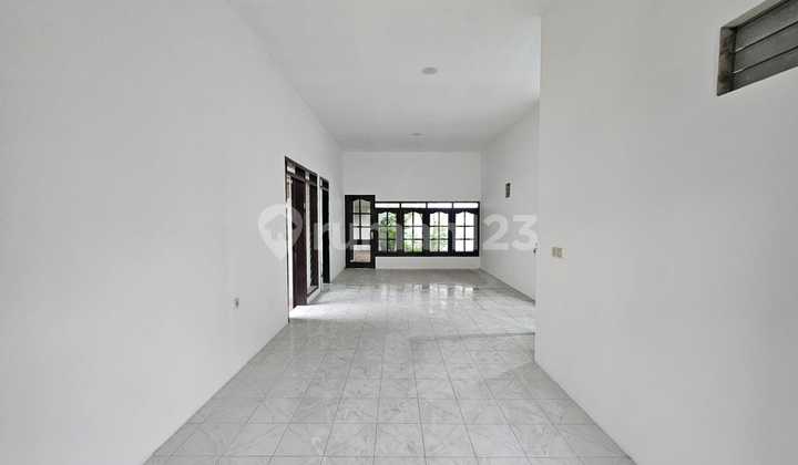 Rumah Di Tengah Kota Semarang Dekat Dengan Pusat Kota 2